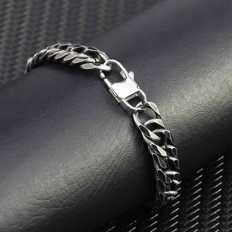 The Cuban Name Bracelet — Design study 4
