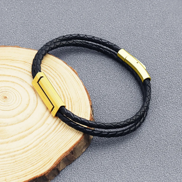 The Name Cord Bracelet — Design study 5