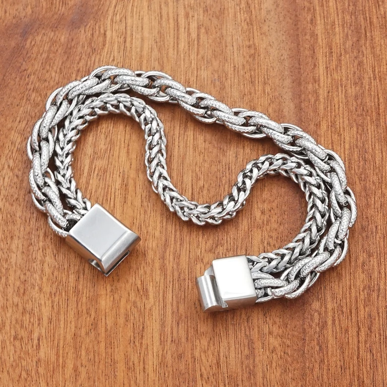 The Double Chain — Design study 8