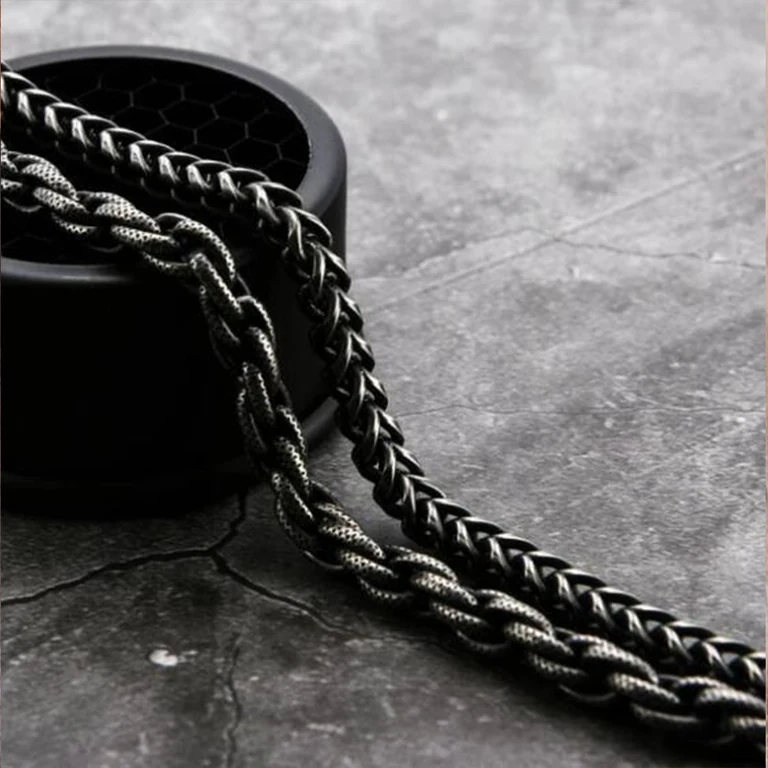 The Double Chain — Design study 5