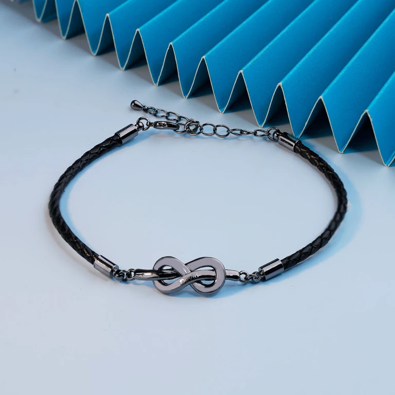 The Engraved Cord Bracelet — Design study 6