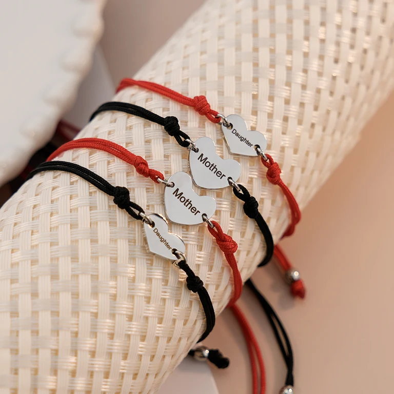 The Heart Cord Bracelet — Design study 10