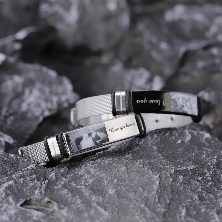 The Photo ID Bracelet — Design study 8