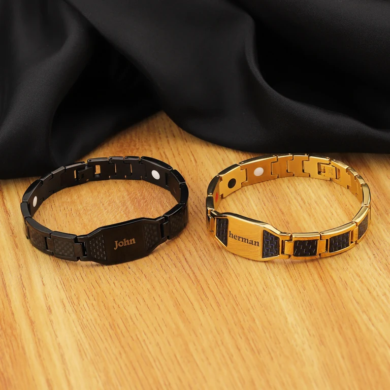 The Portrait ID Bracelet — Design study 7