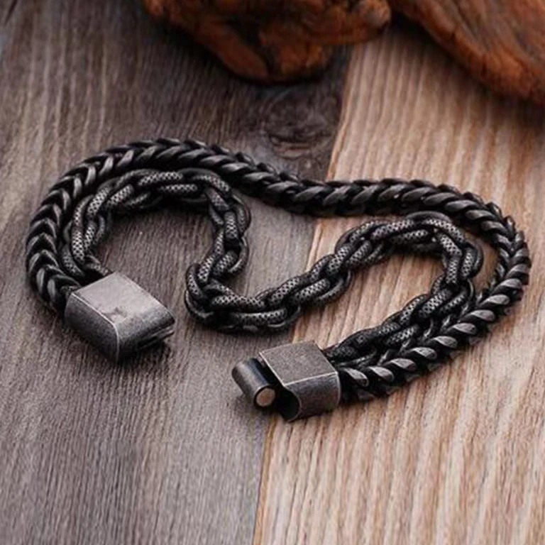The Double Chain — Design study 6